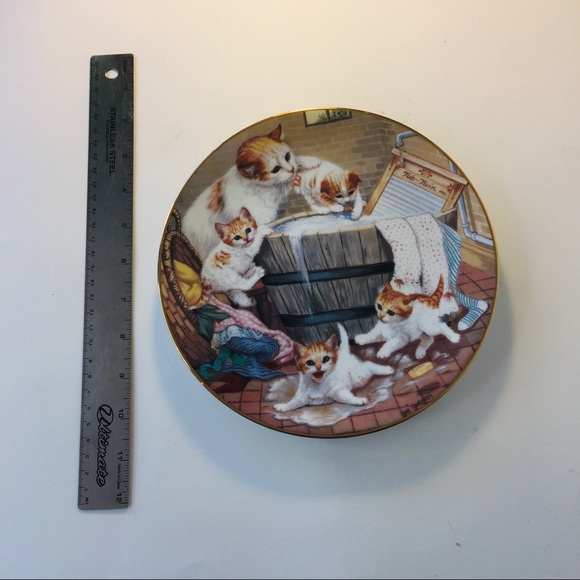 Vintage Plate All Washed Up Country Kitties The Hamilton Collection 1988 - Picture 3 of 3